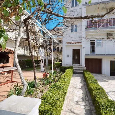 Pavka Apartman *
